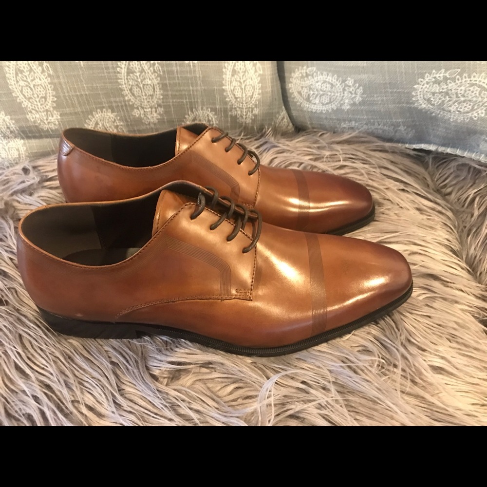 Kenneth Cole Men’s dress shoes